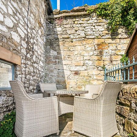 The Artists Loft: Historic 17th Century Cottage Conversion Bakewell Exterior photo