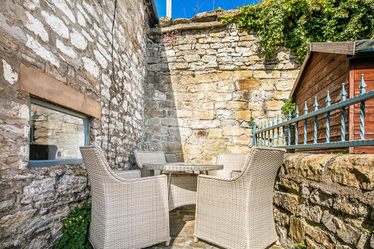 The Artists Loft: Historic 17th Century Cottage Conversion Bakewell Exterior photo