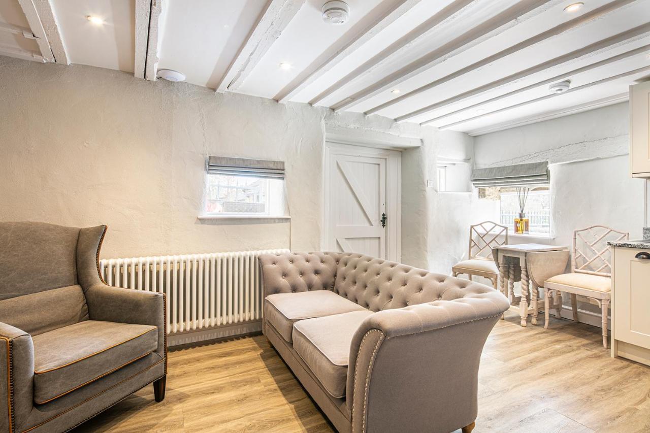 The Artists Loft: Historic 17th Century Cottage Conversion Bakewell Exterior photo